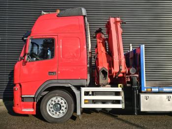 Volvo FM 410 6x2 / FASSI 42 t/m CRANE / KRAN
